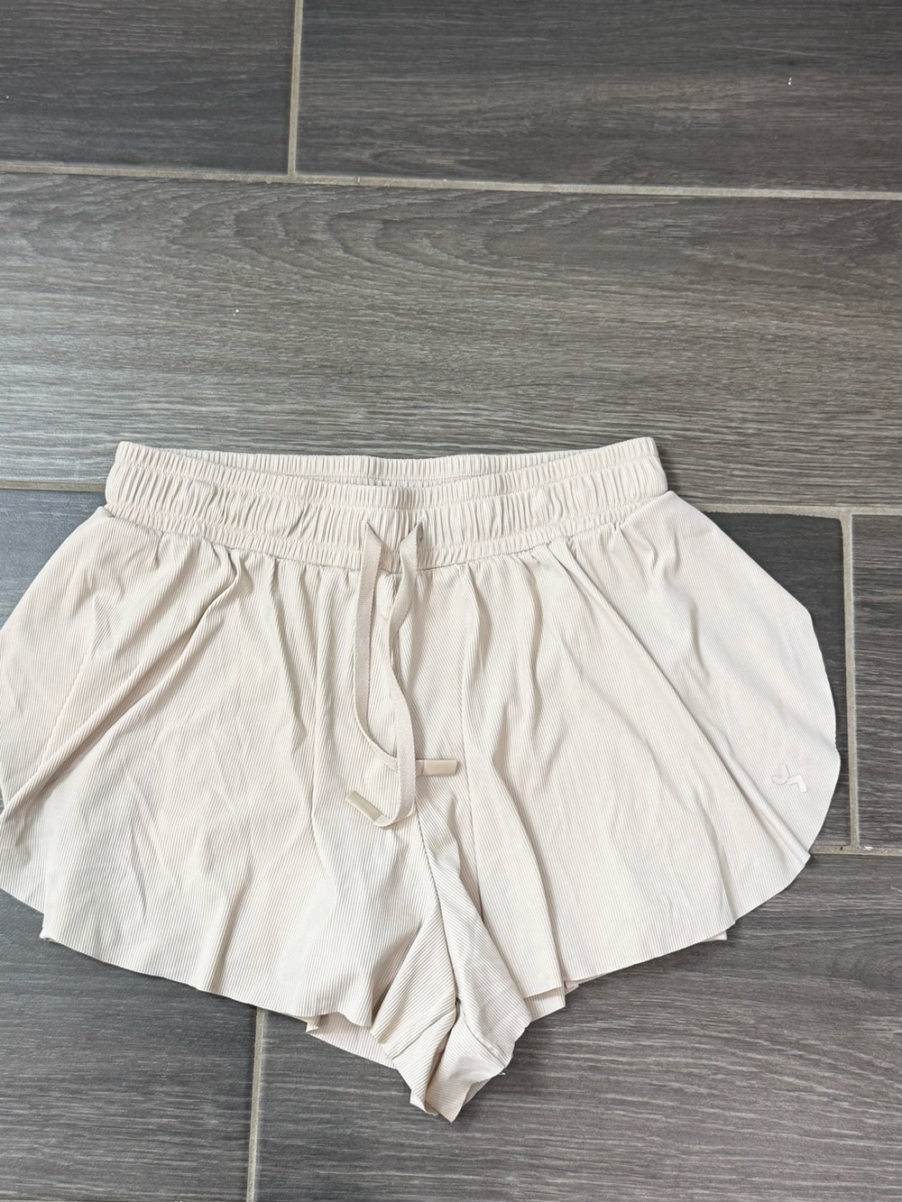 JoyLab Mid-Rise Athletic Running Shorts Cream Women’s Size Small